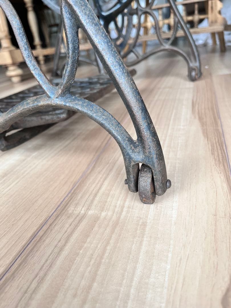 アンティーク　ミシン台　脚