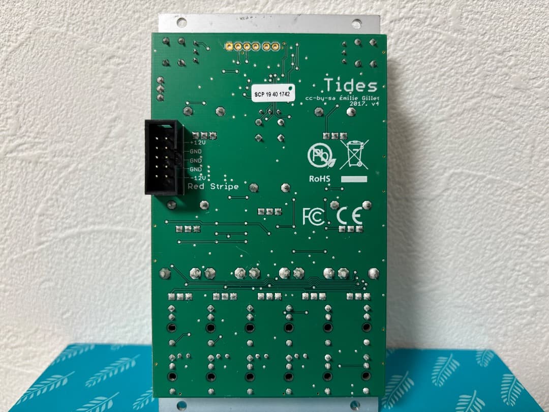 Mutable Instruments Tides mk2 ユーロラック