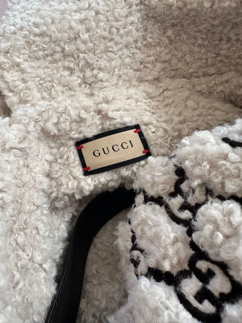 GUCCI 2020AWイヤーフラップファーハットベルト付　ホワイトL