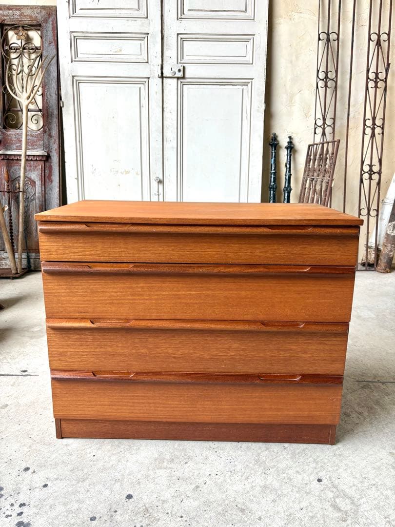 4段チェスト　ミッドセンチュリー　ヴィンテージ　サイドチェスト