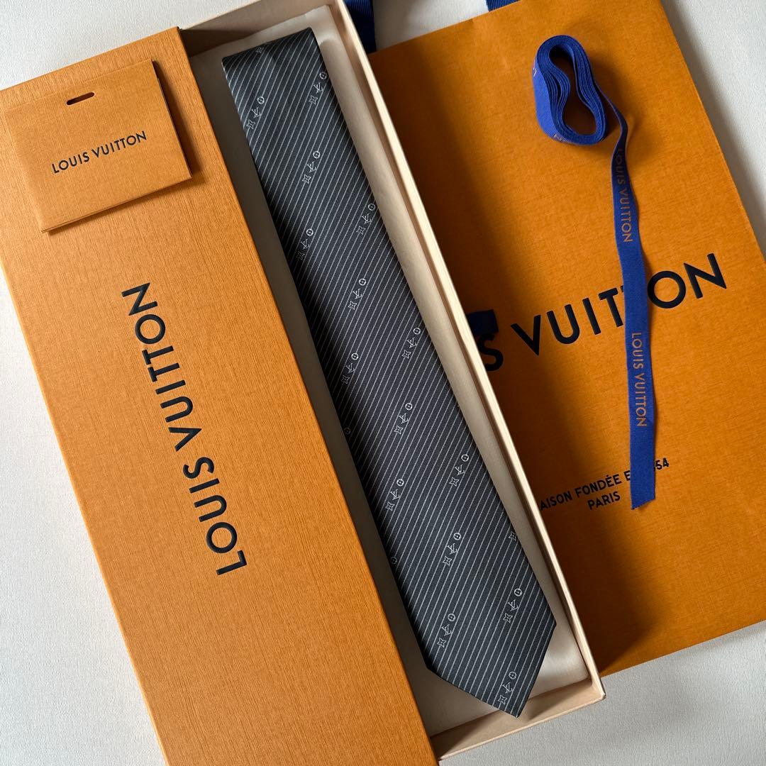 ルイ ヴィトン ネクタイ・モノグラム オンライン 新品 未使用