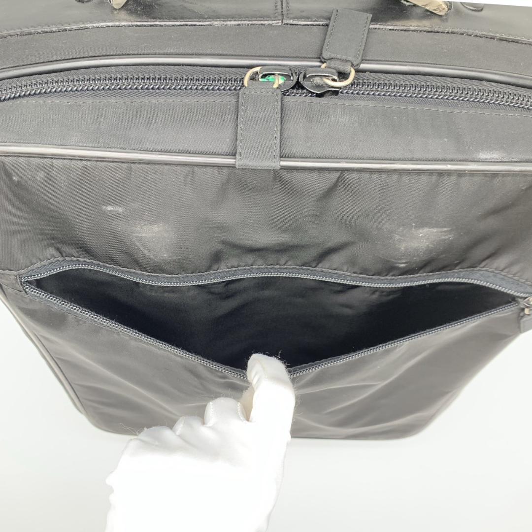 プラダ テスートナイロン レザー 2輪 キャリーバッグ トラベルバッグ