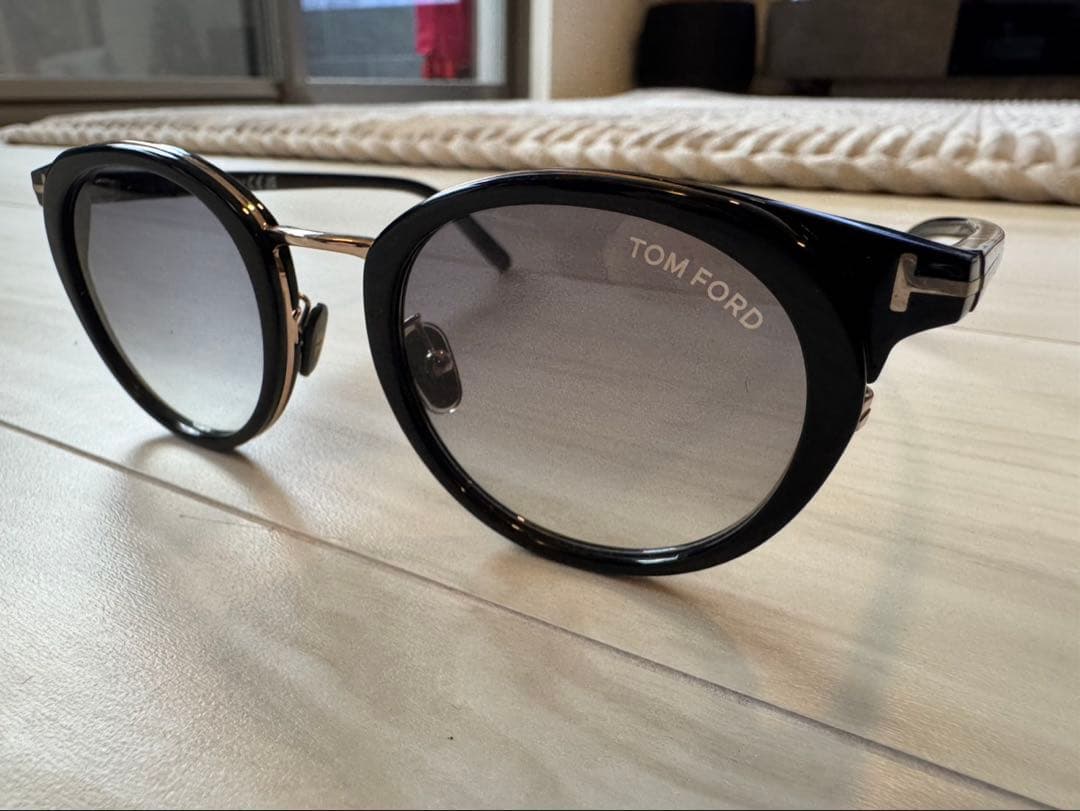 最終値下げTF962-D / 01B TOM FORDトムフォード サングラス