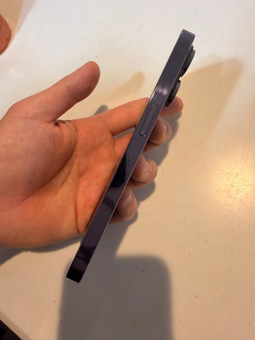 【そら】Apple iPhone 14 PRO 256GBディープパープル