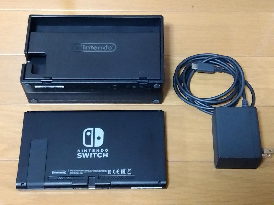 Nintendo Switch 本体【HAC-001】+ Proコントローラー