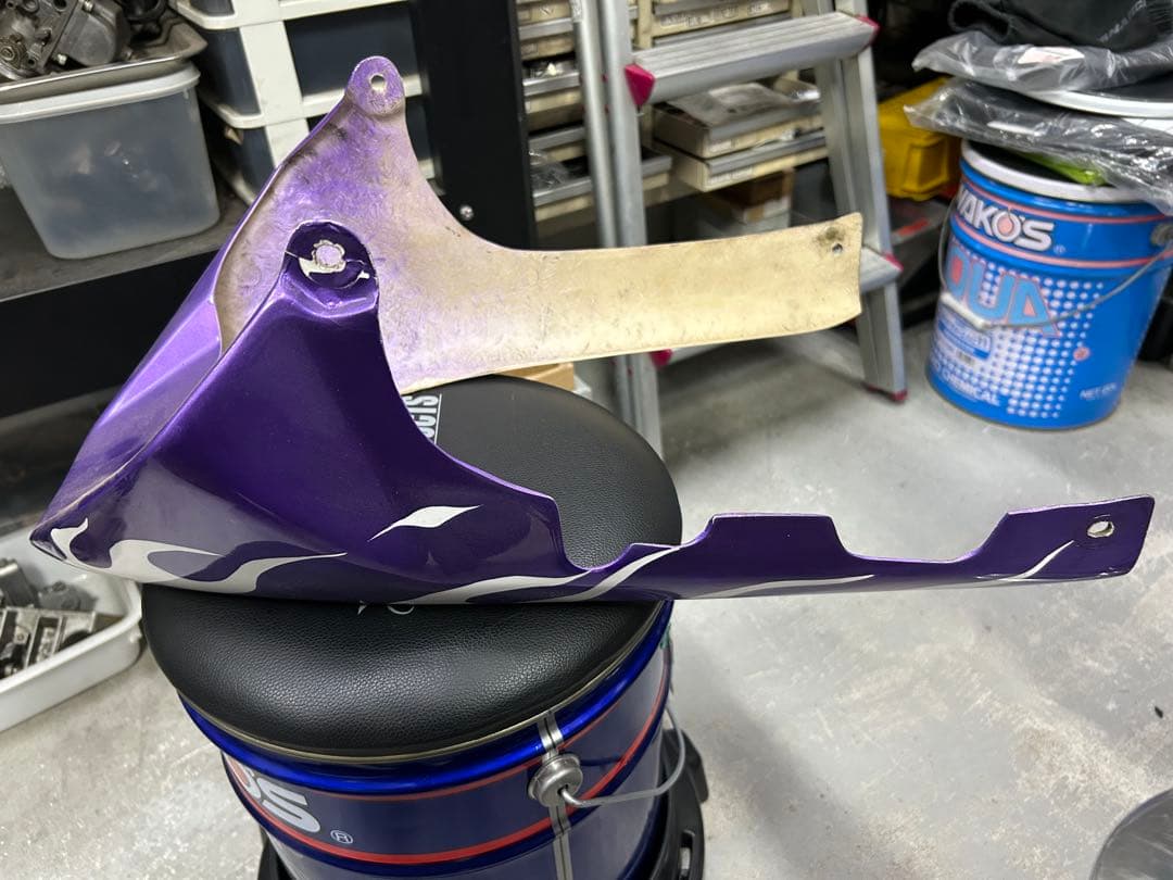 国内物CBR400F外しアンダーカウル！FRP製！