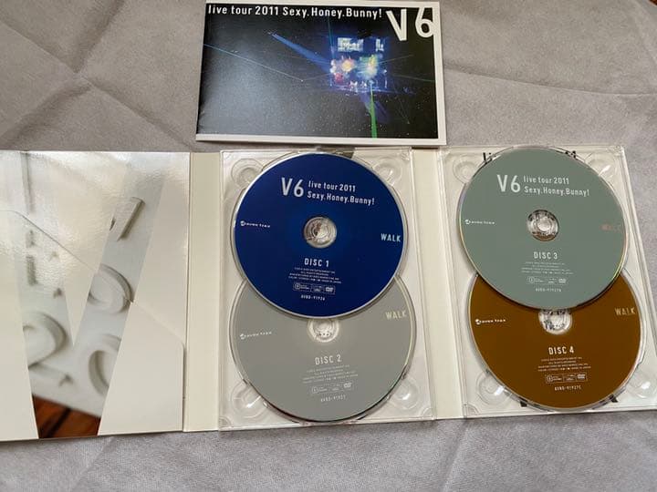 V6/live tour 2011 Sexy.Honey.Bunny! WAL…