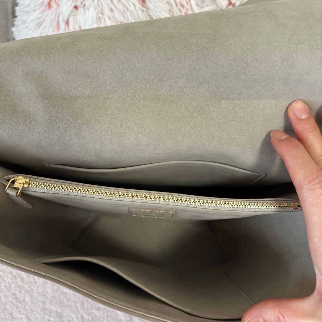 ブランド名 LOUIS VUITTON（ルイ・ヴィトン）