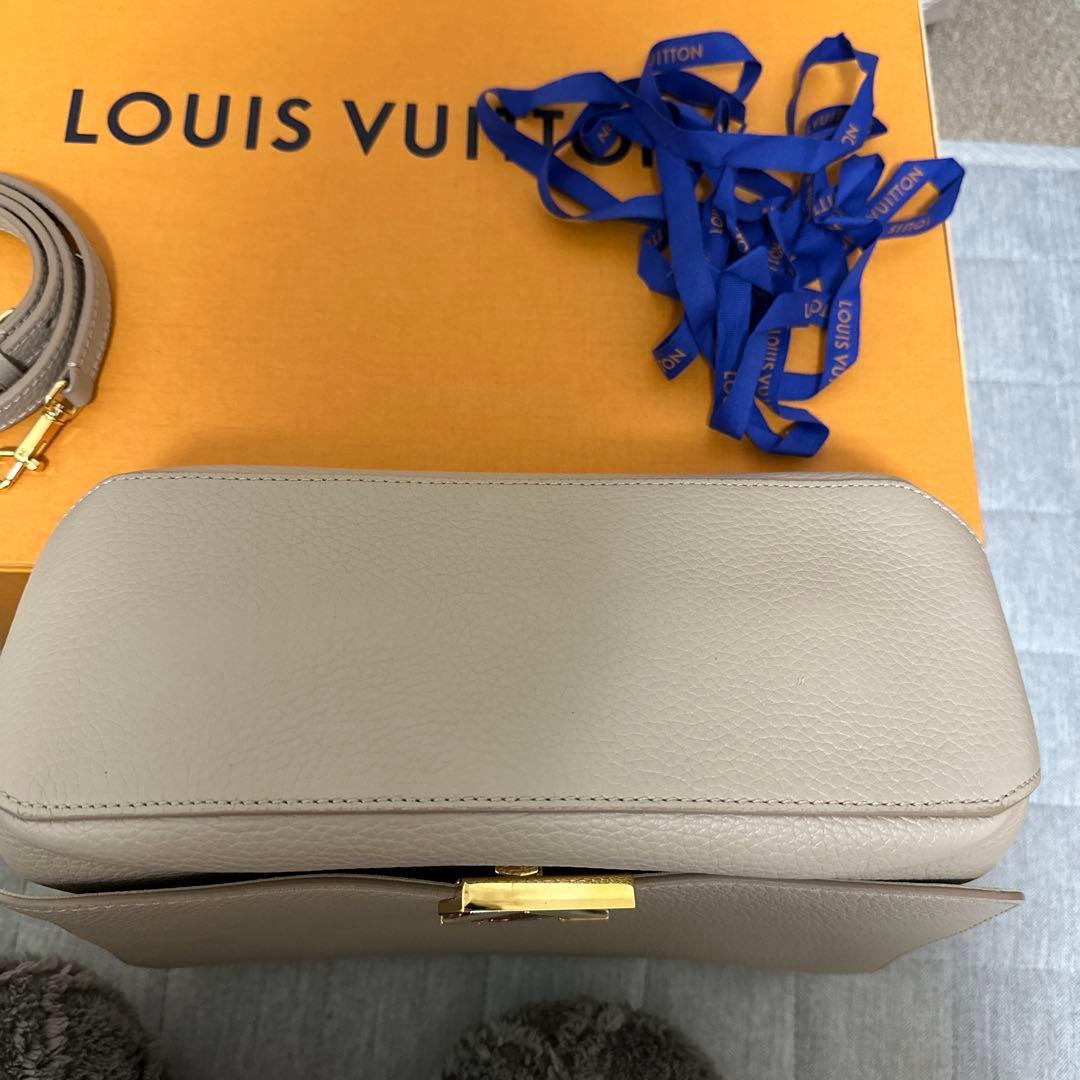 ブランド名 LOUIS VUITTON（ルイ・ヴィトン）