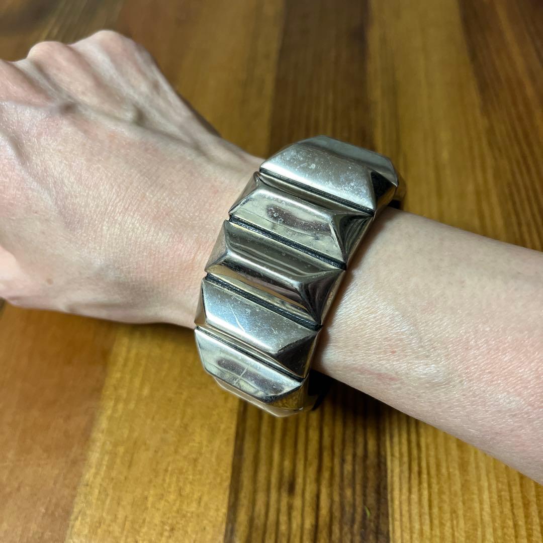 UNDERCOVERアンダーカバー スタッズリストバンド