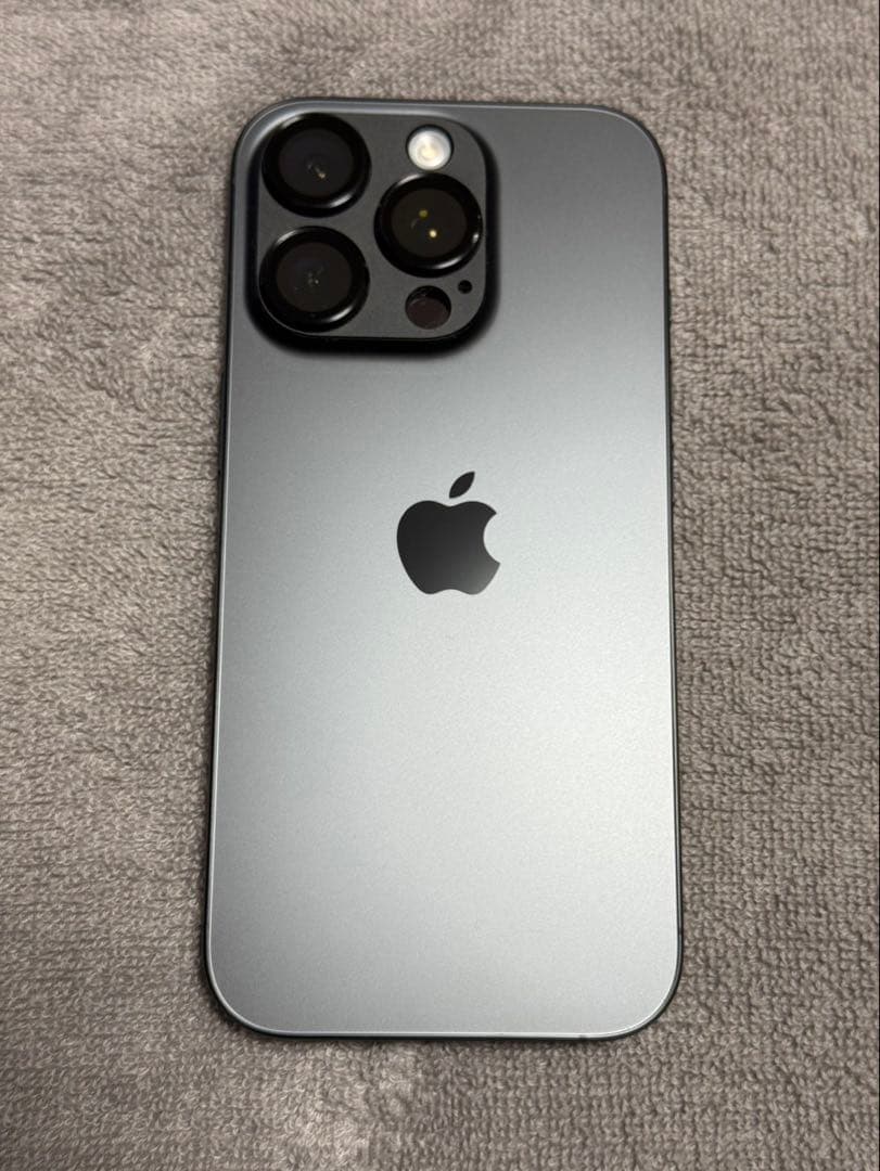 Apple iPhone 16 Pro ブラックチタニウム 128GB