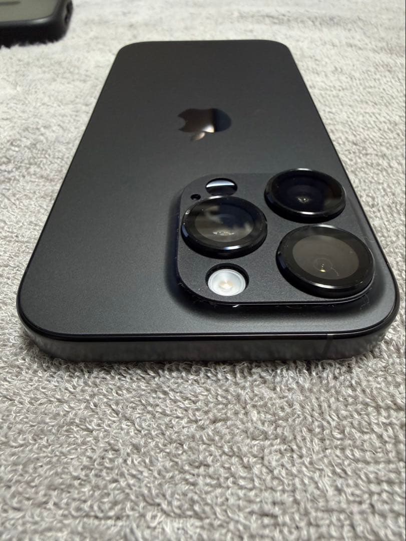 Apple iPhone 16 Pro ブラックチタニウム 128GB