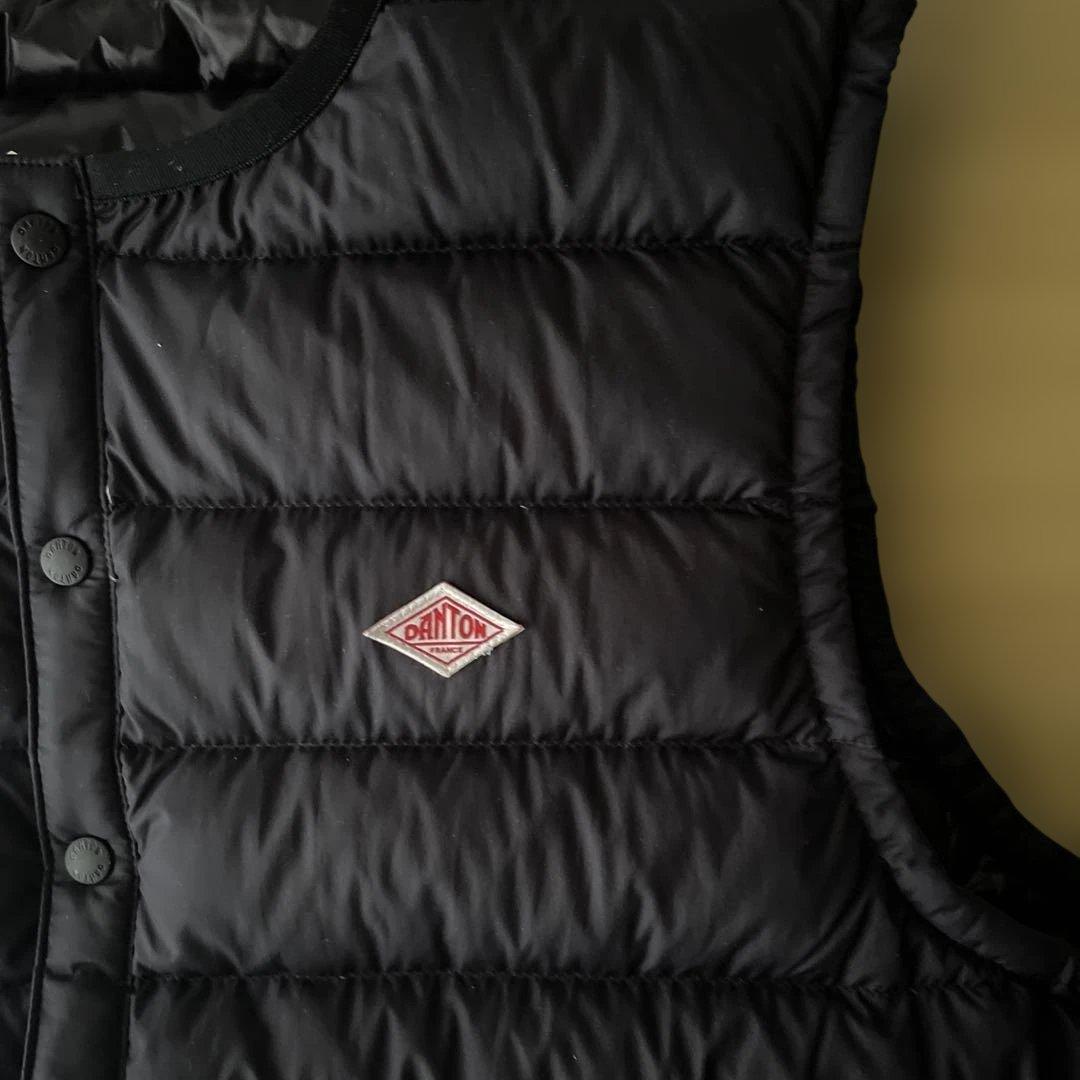 【DANTON / ダントン】インナーダウン クルーネック ベスト ブラック　M