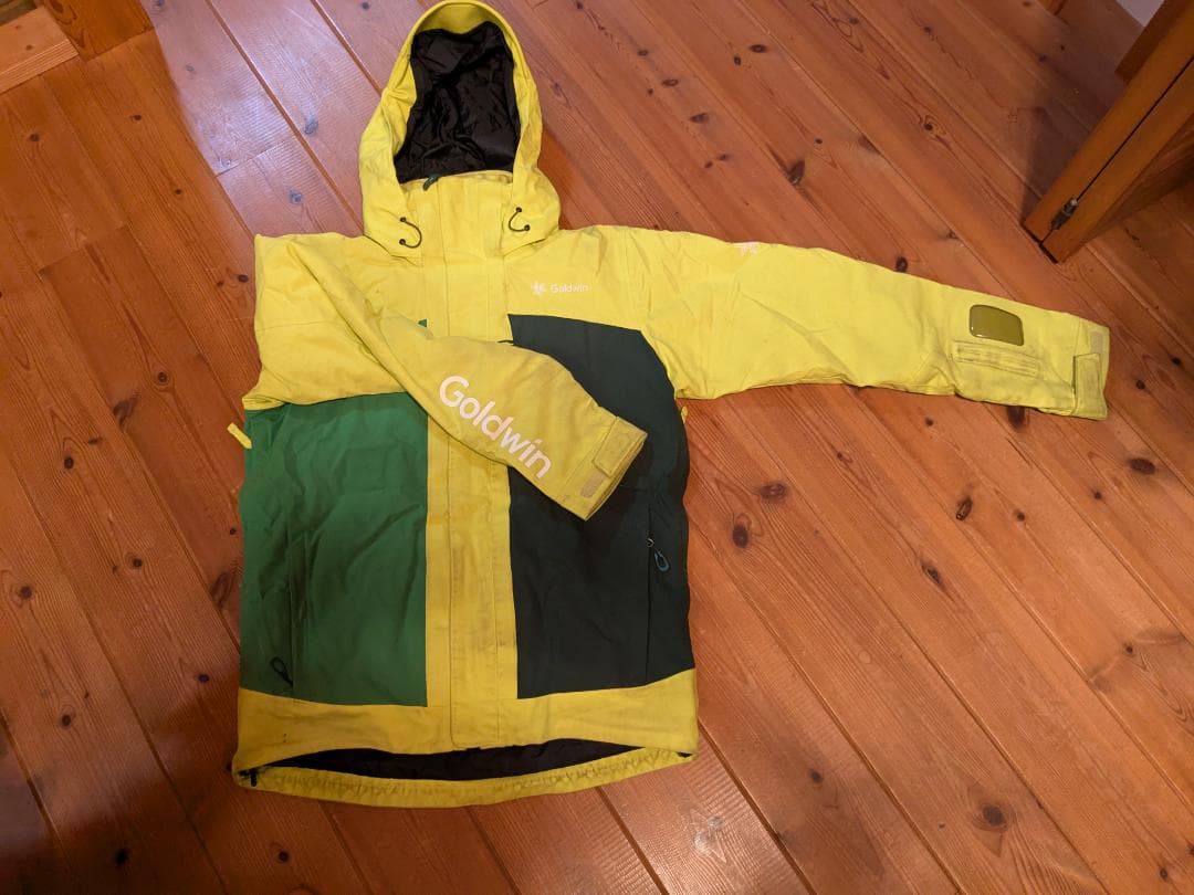 ゴールドウィン　デモスキーウェア