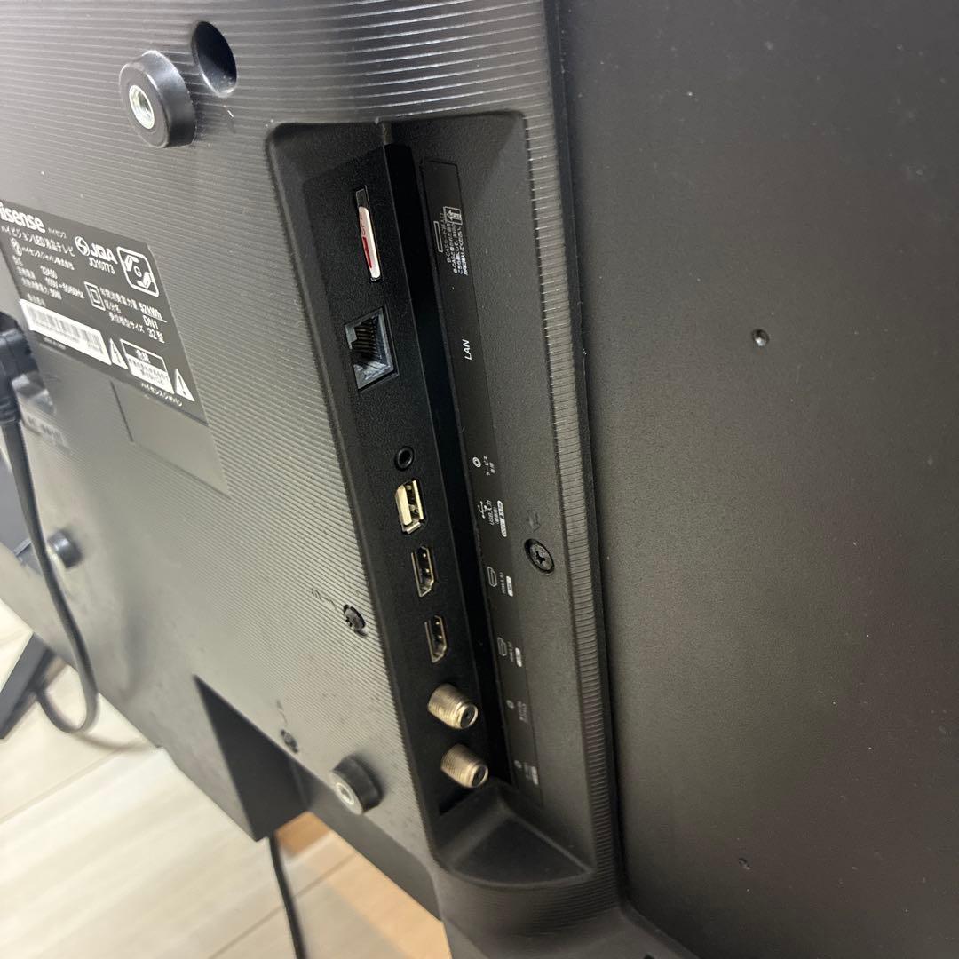 液晶テレビ 32型 (B-CASカード、リモコン付き)Hisense 32A50