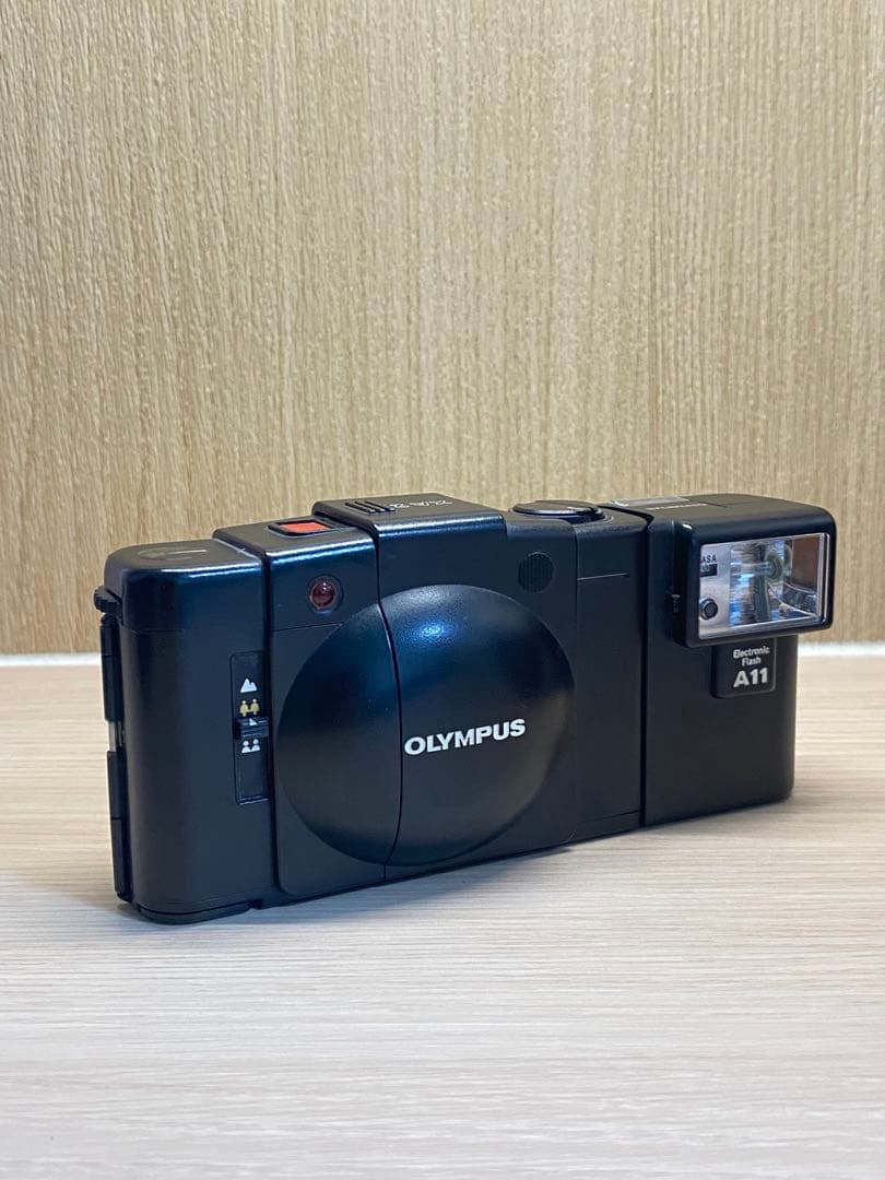 momo&mikanオリンパスフィルムカメラXA2 A11 OLYMPUS