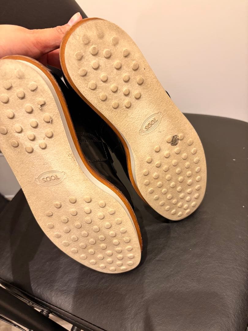 TOD'S 黒 レザーシューズ イタリア製