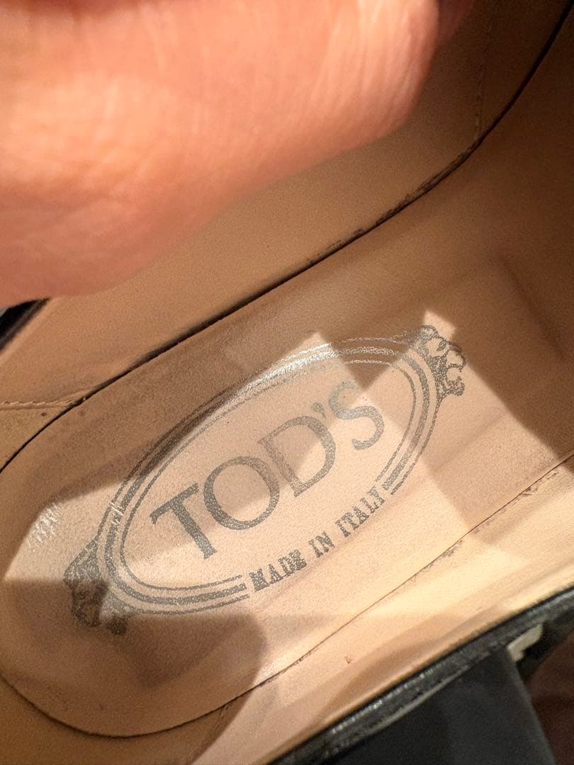 TOD'S 黒 レザーシューズ イタリア製
