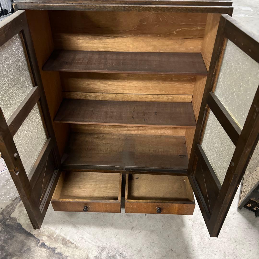 アンテーク様 木製キャビネット ガラス扉付き 引き出し2つ