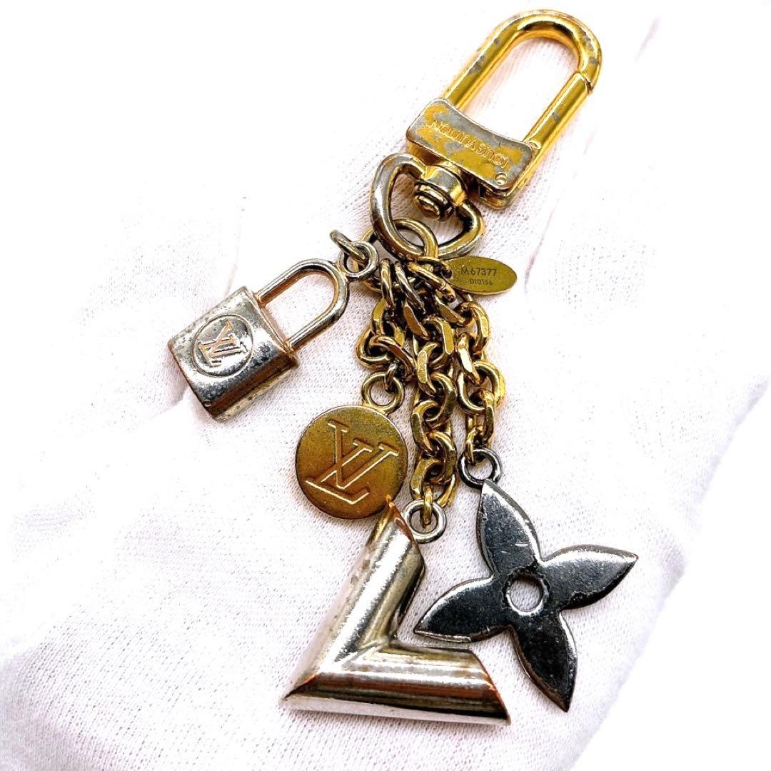 LOUIS VUITTON ルイ ヴィトン カレイドV キーホルダー メタル