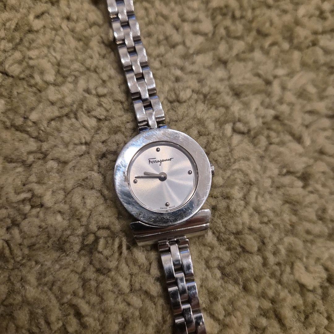 Salvatore Ferragamo 腕時計 シルバー