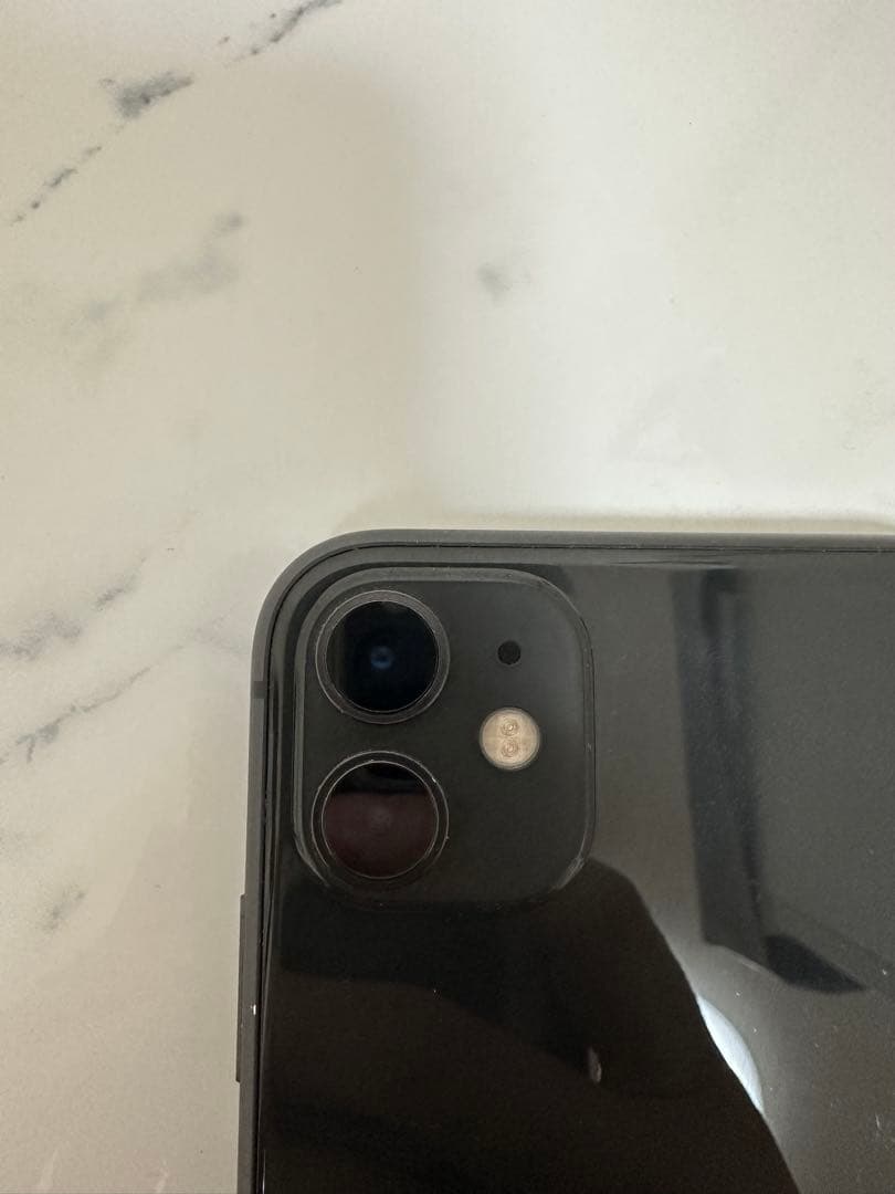 iPhone11(ブラック)本体　訳あり