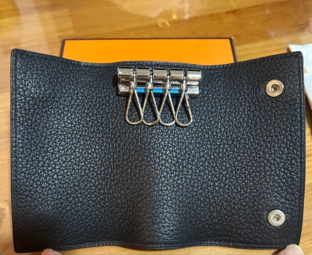 まちゃぴ　HERMES エルメス　ブラック レザー キーケース