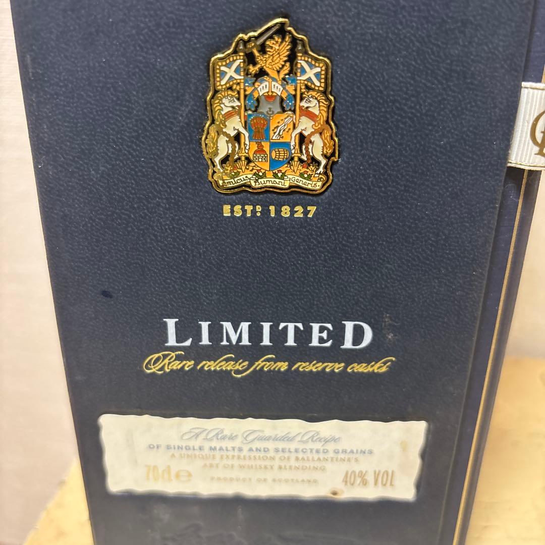 バランタインリミテッド ウィスキー　未開封　700ml 古酒