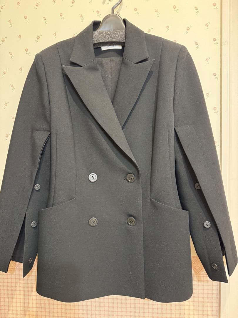 TRÈFLE+1 ブラック テーラードジャケット