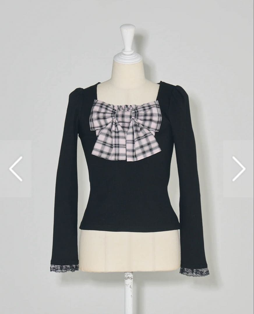 pium チェックリボン　トップス ＋　スカート　ブラック　ピンク