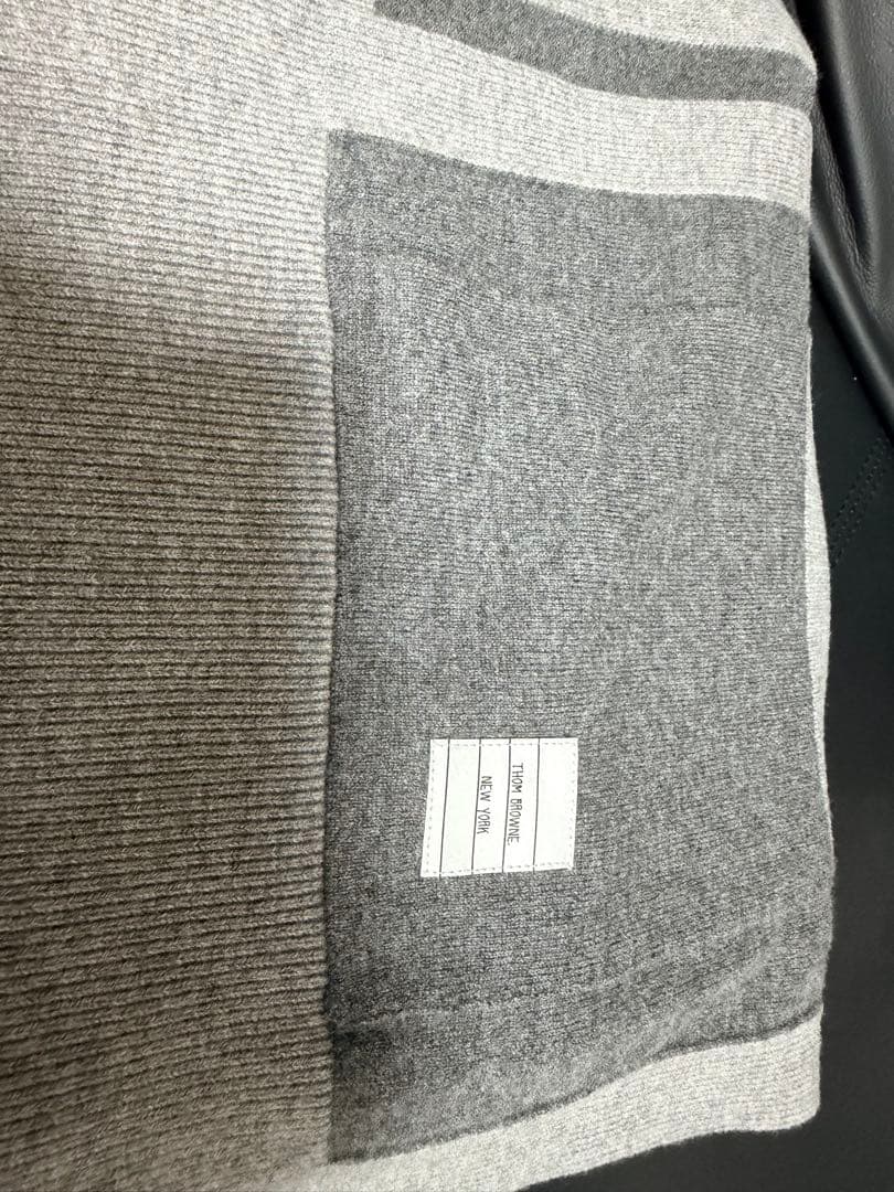 THOM BROWNE リバーシブルマフラー グレー