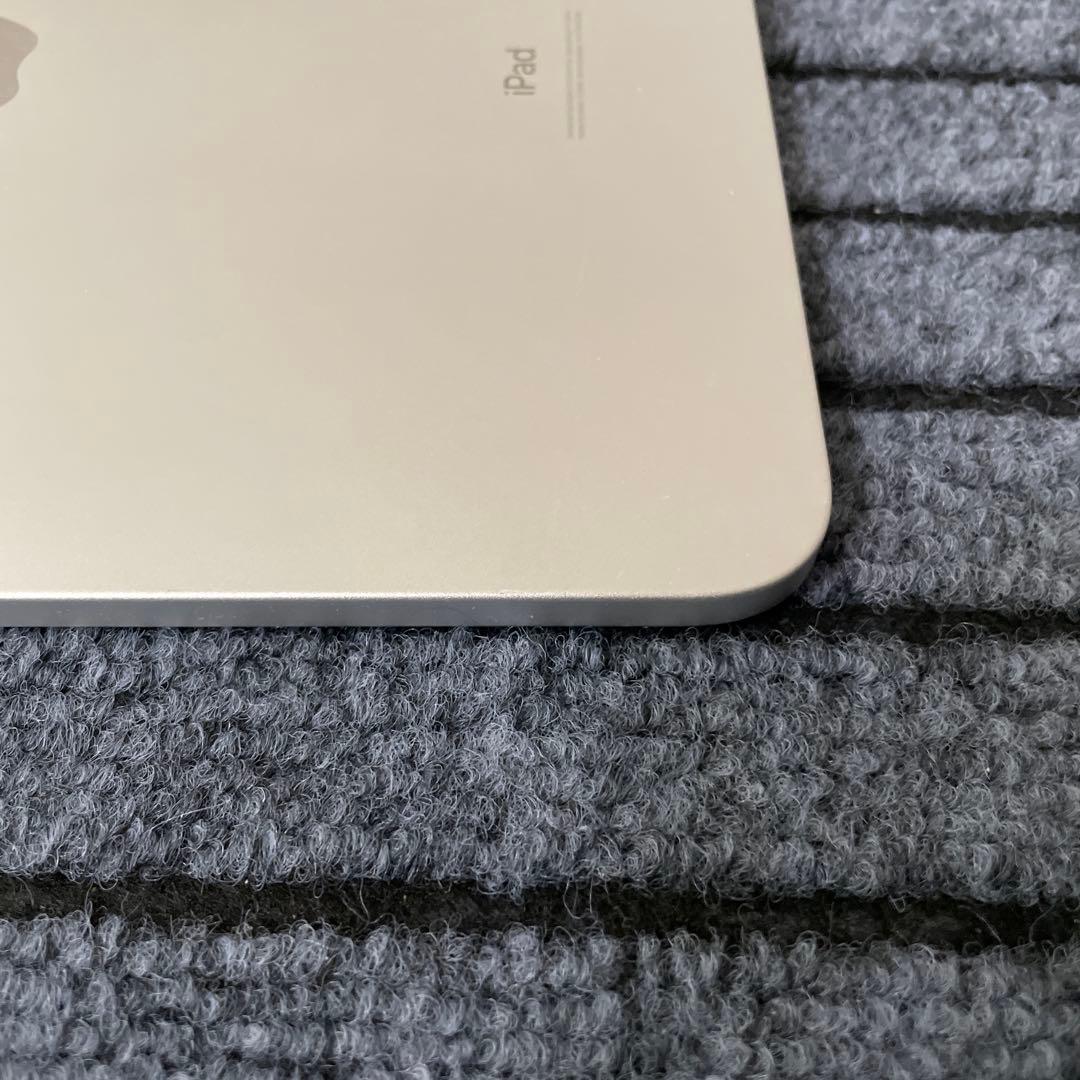 243 iPad 10世代 64GB Wi-Fi シルバー