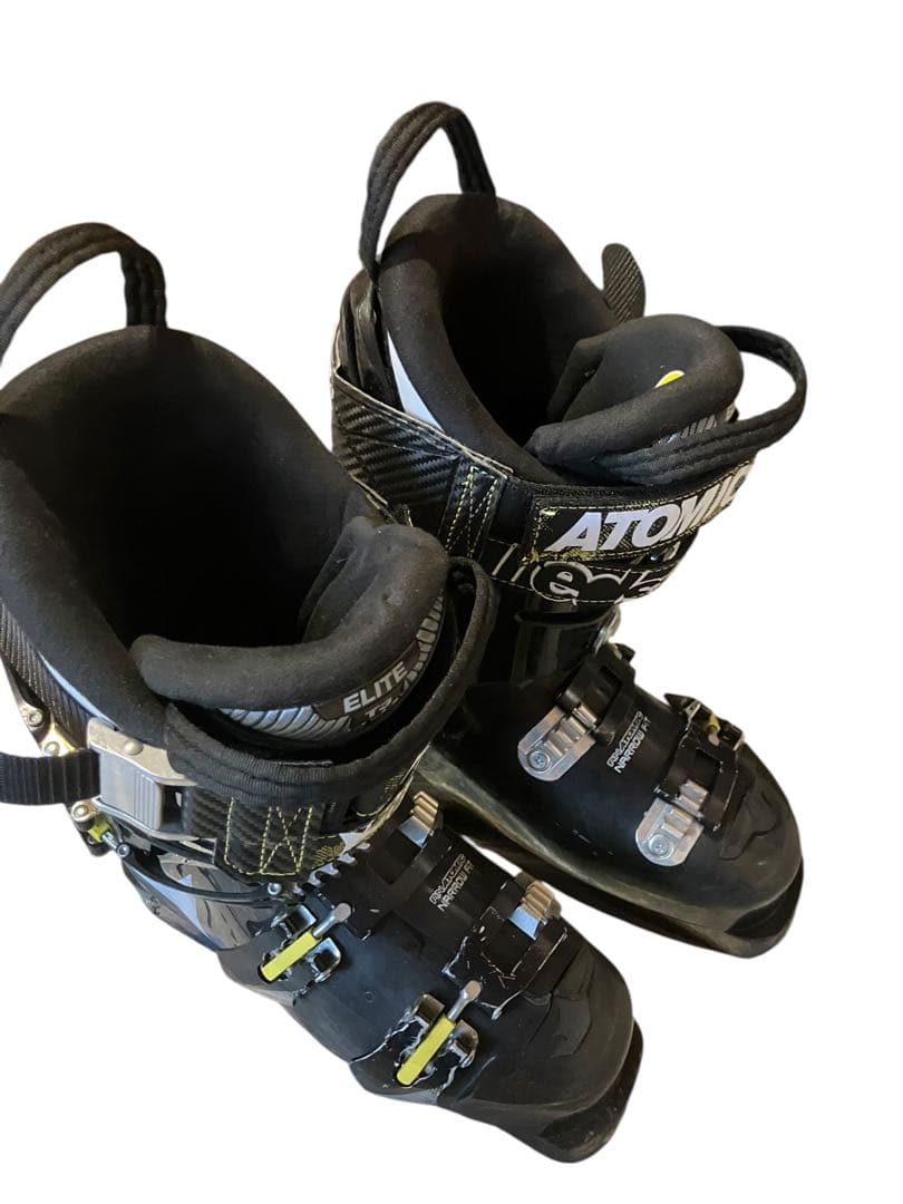ATOMIC アトミック　レッドスターPRO スキーブーツ 24-24.5cm