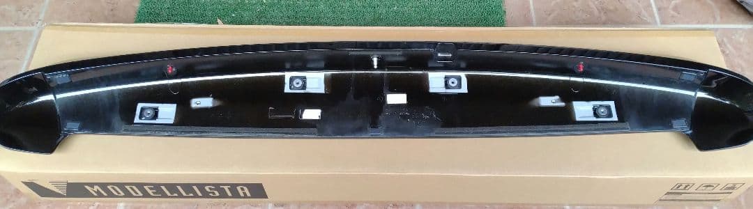 ☆ヴォクシー80系　純正リアウイング