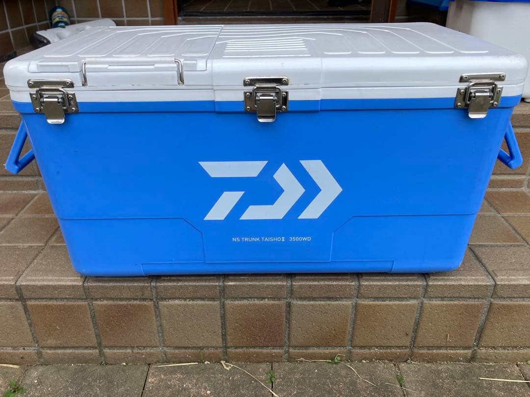 かりん様デリカd5 トランク大将ベッドキットイレクターパイプ引き取り限定セット