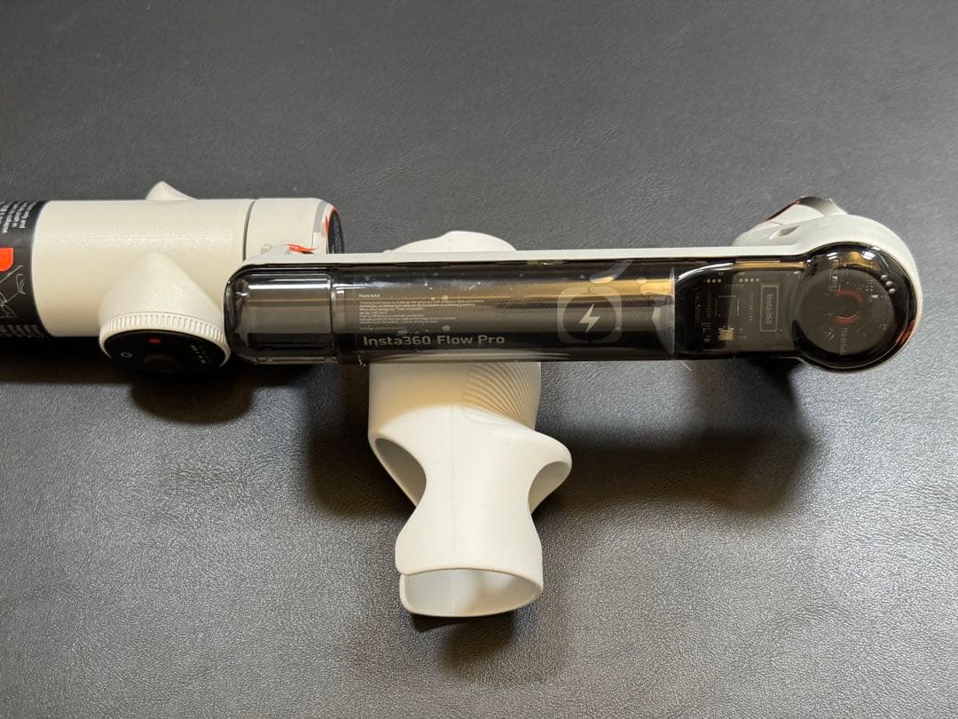 Insta360 Flow Pro (iPhone用ジンバル)