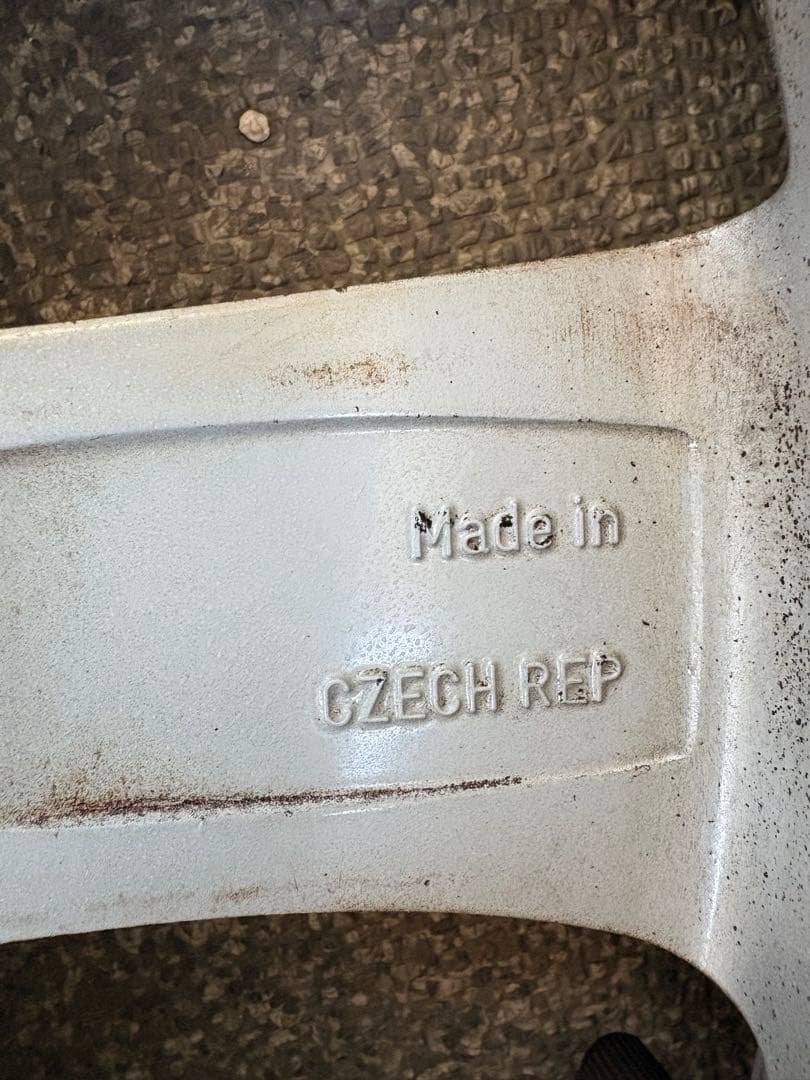 【アウディ純正アルミホイール】A4オールロードクワトロ ABA-8KCNCA18