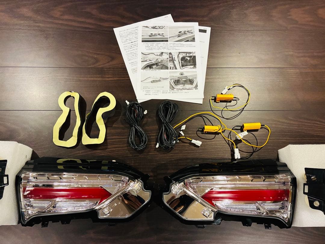 50系RAV4 ファイバーLEDテール シーケンシャルウインカー クリアータイプ