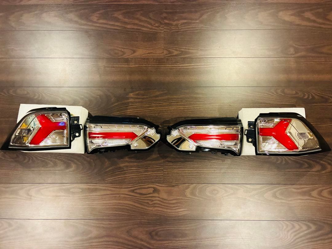 50系RAV4 ファイバーLEDテール シーケンシャルウインカー クリアータイプ