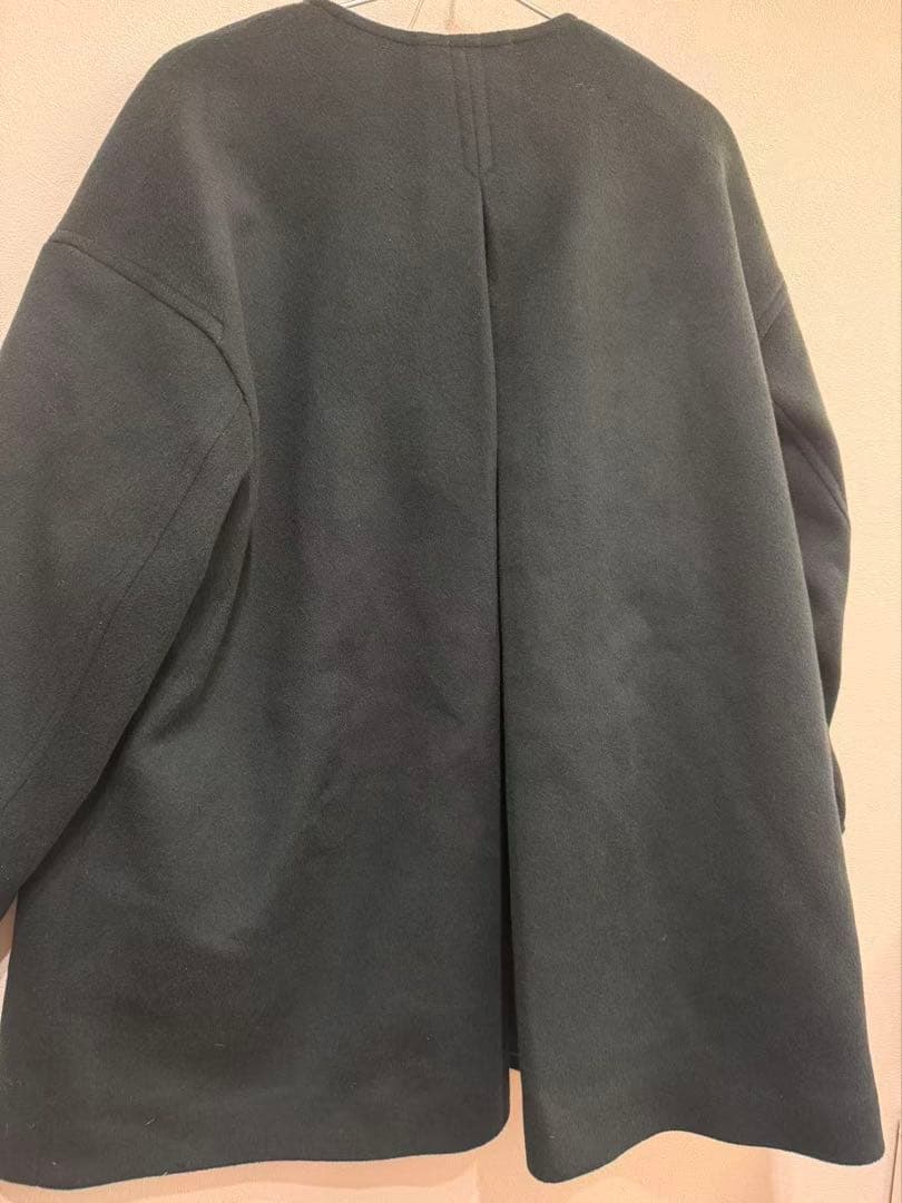 今期スーパー140ビーバーノーカラーミドルコート グリーン38