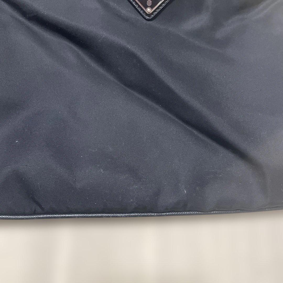 PRADA　プラダ　ショルダーバッグ　ブラック