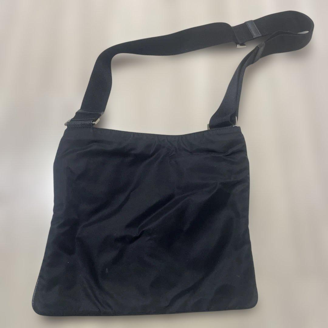 PRADA　プラダ　ショルダーバッグ　ブラック