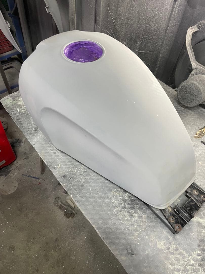 xjr400 4hm タンク　程度良　タンク内サビ無し