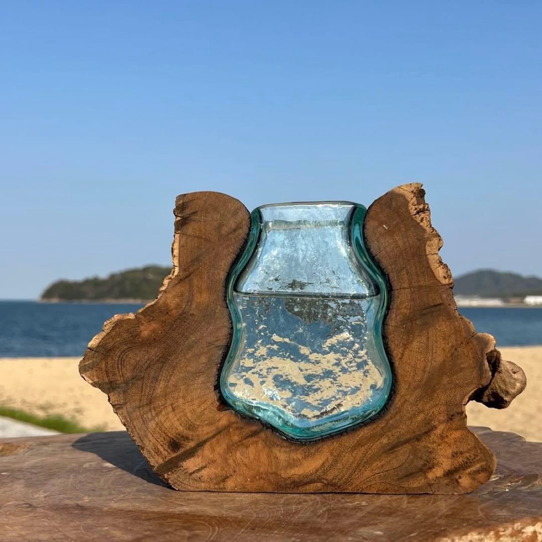 らい 天然木とガラスの花瓶UQ1 オブジェ 一輪挿し フラワーベース 作品