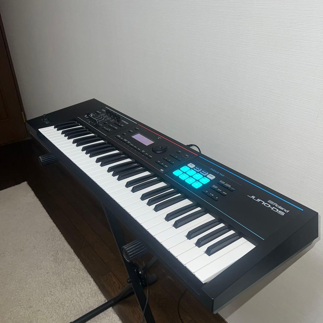 Roland JUNO-DS シンセサイザー 61鍵　専用ケース