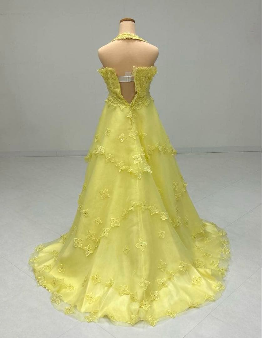 ウェディング　カラードレス　黄色
