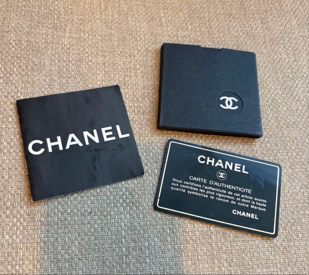 CHANEL キャビアスキン バッグ　ショルダーバッグ　シャネル