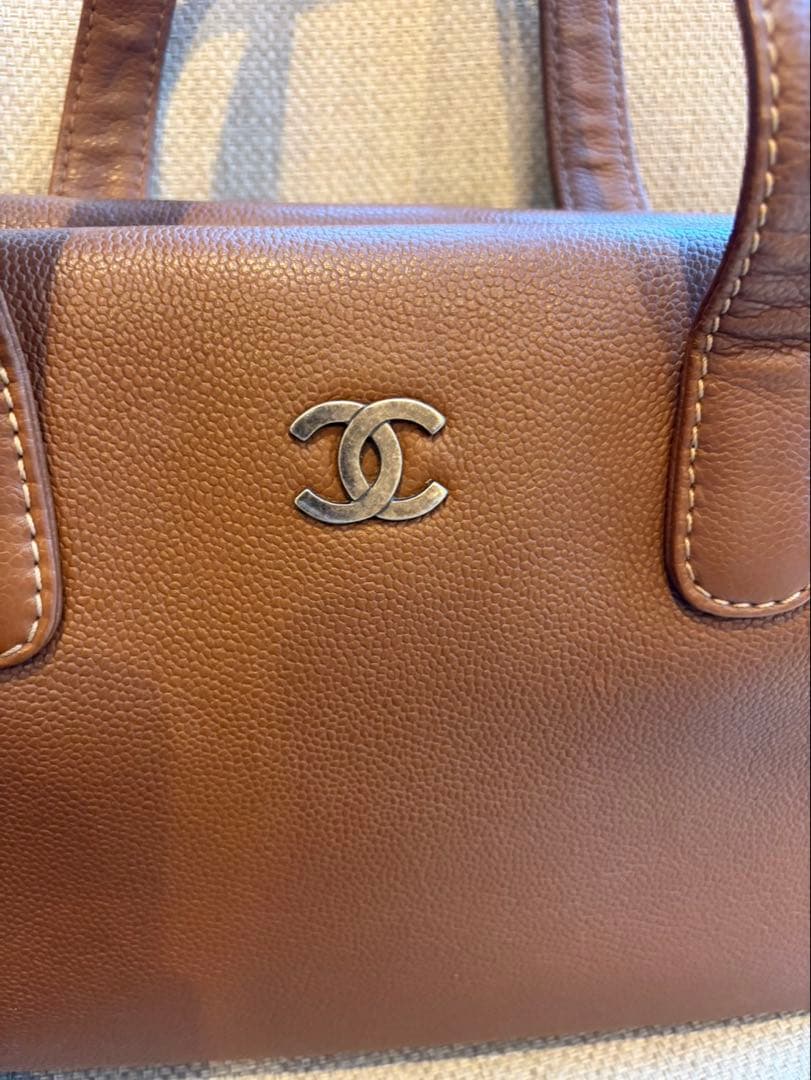 CHANEL キャビアスキン バッグ　ショルダーバッグ　シャネル