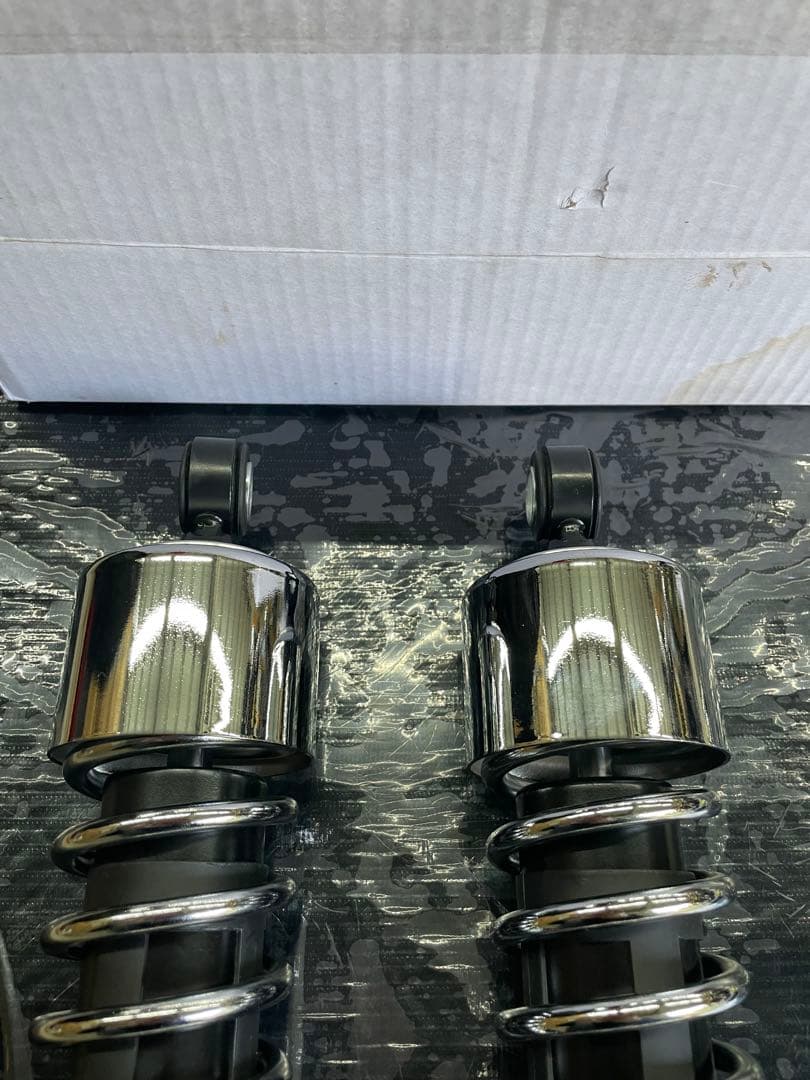 ネオファクトリー　12in リアショック FXRモデル XLモデル