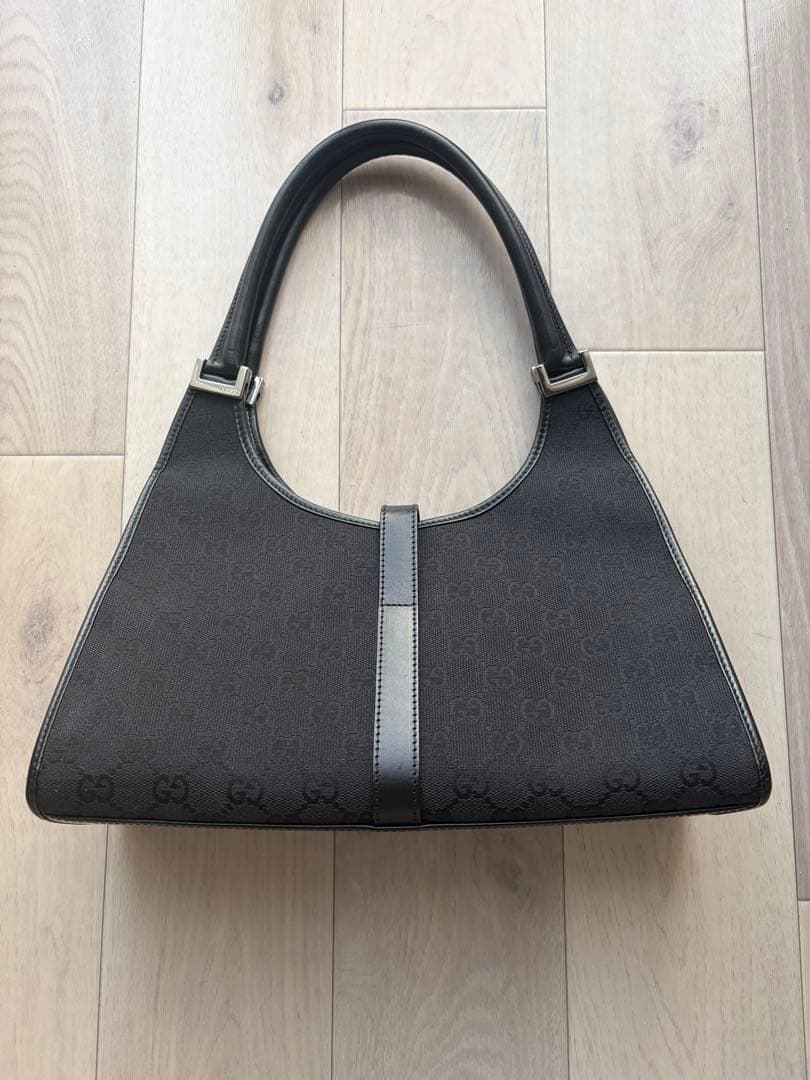 GUCCI グッチ　ショルダーバッグ　ジャッキー　ブラック　GG柄